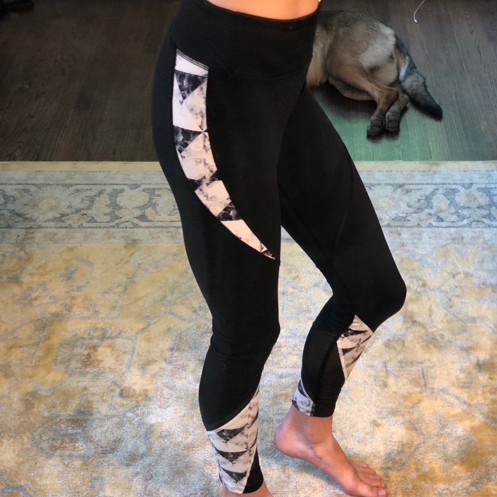 VICTORIA SECRET SPORT HIGH RISE YOGA LEGGING